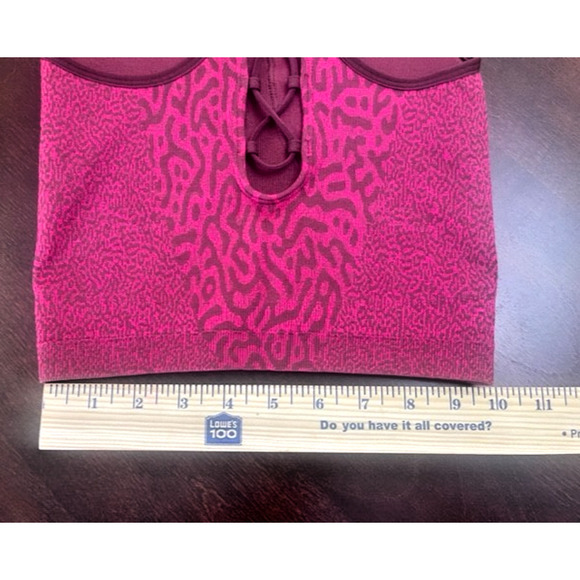 NEW GymShark Adapt Animal Seamless Crop Tank Reef XS Cherry Brown PINK XS XSMALL - Picture 4 of 8